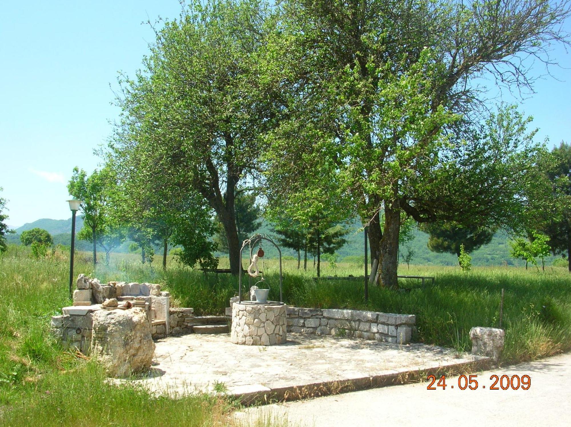 Casino Tonti Iarussi Vila Forlì del Sannio Exterior foto